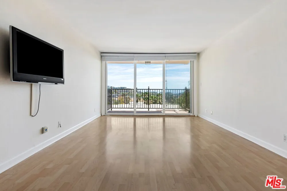 23901 Civic Center Way #D235 Malibu, CA 90265