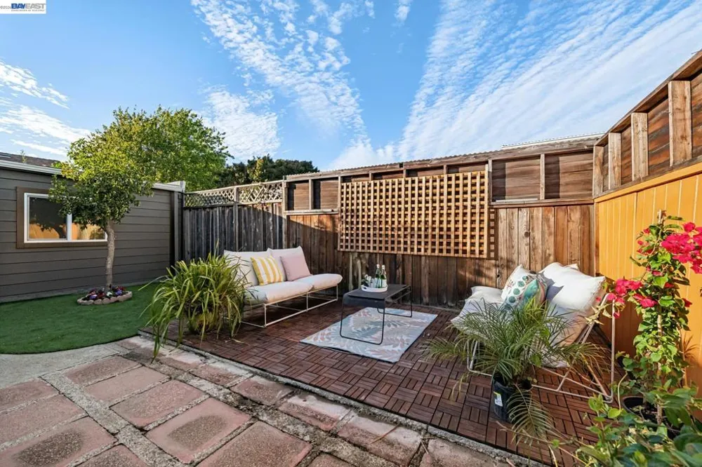 2515 Noble Ave Alameda, CA 94501