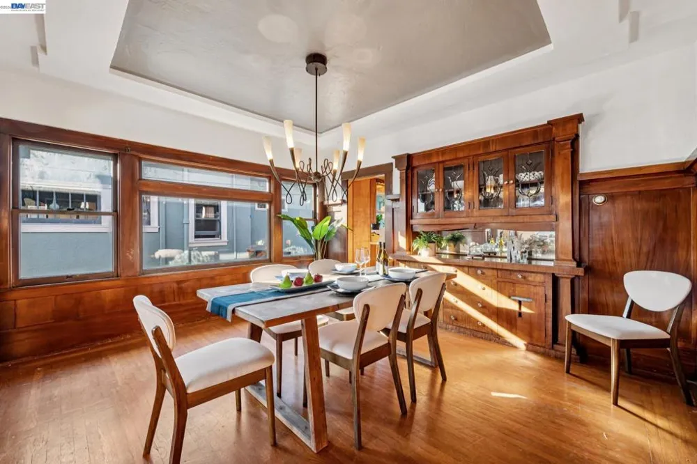 2515 Noble Ave Alameda, CA 94501