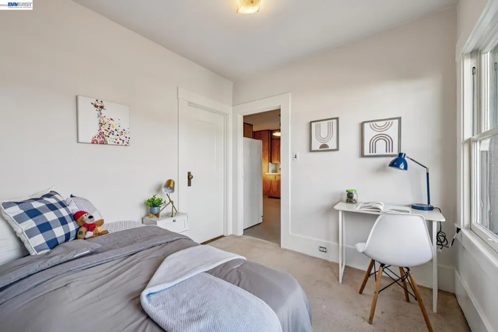 2515 Noble Ave Alameda, CA 94501