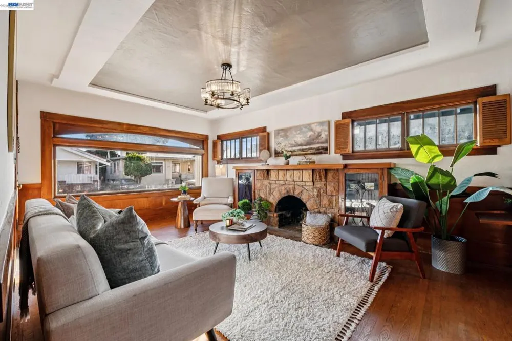2515 Noble Ave Alameda, CA 94501