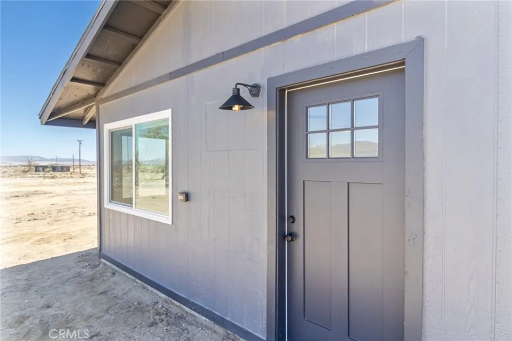81833 Panorama 29 Palms, CA 92277