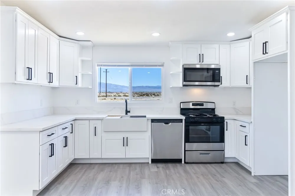 81833 Panorama 29 Palms, CA 92277