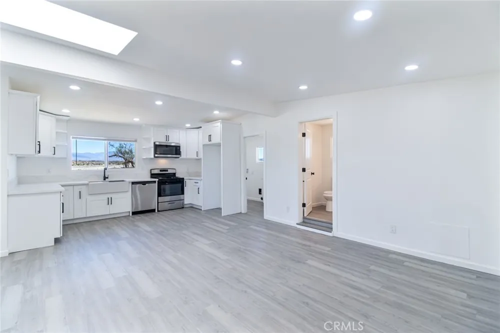 81833 Panorama 29 Palms, CA 92277