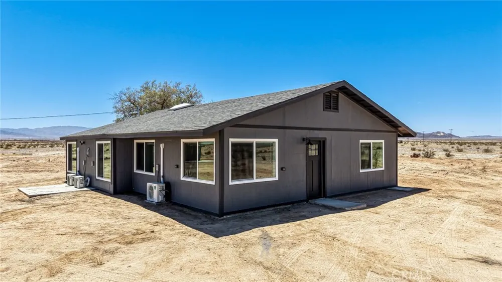 81833 Panorama 29 Palms, CA 92277