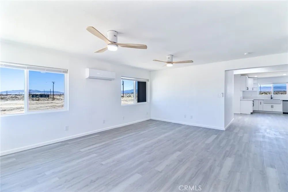 81833 Panorama 29 Palms, CA 92277
