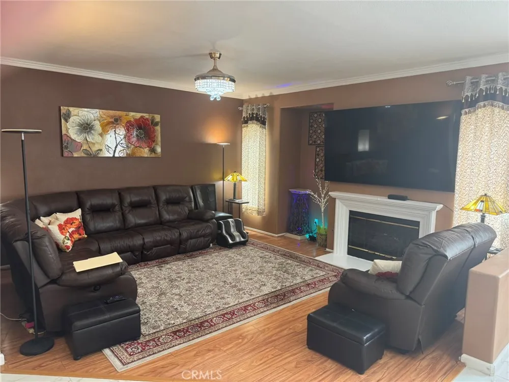 16269 Sun Summit Riverside, CA 92503