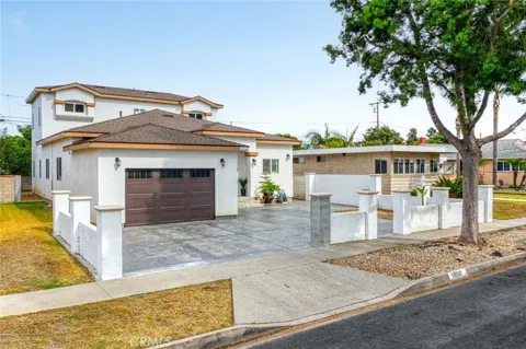 14508 Dumont