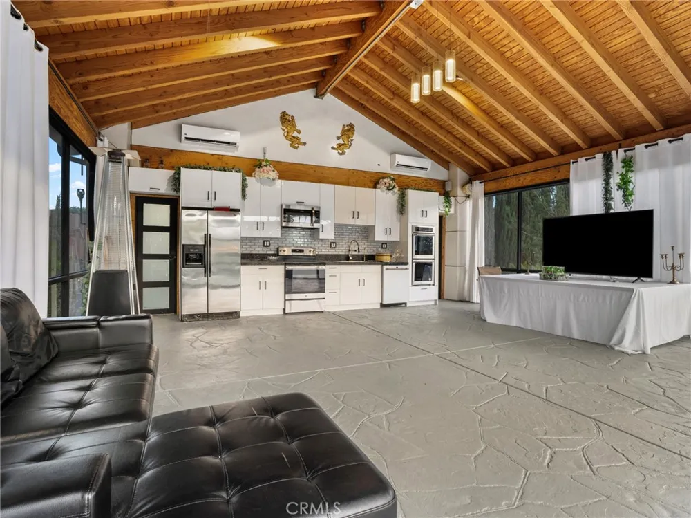 2820 Reche Canyon Colton, CA 92324