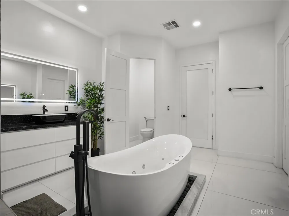 2820 Reche Canyon Colton, CA 92324