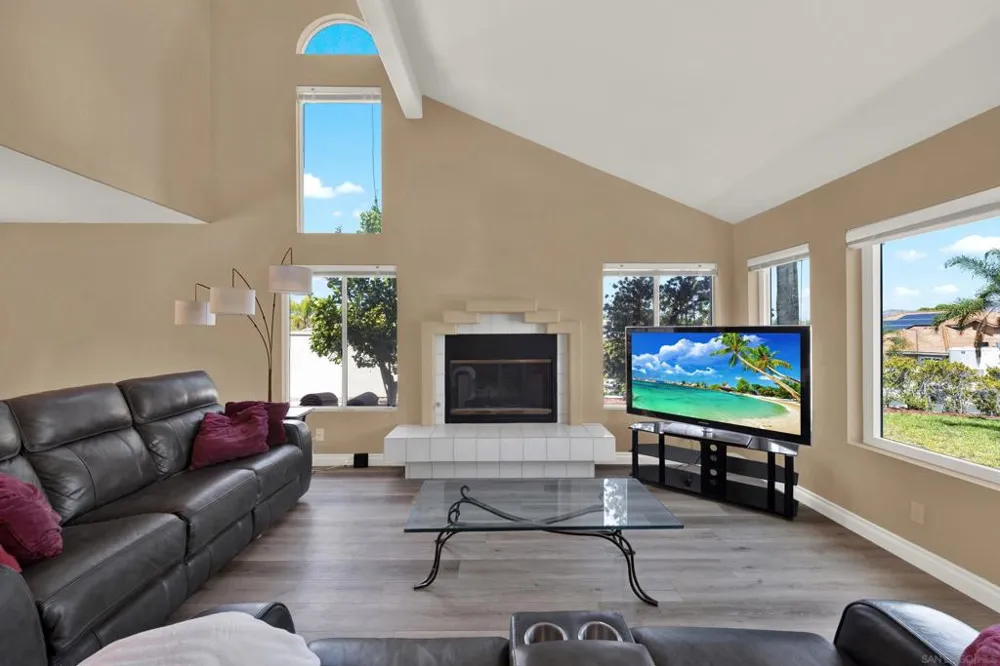 1371 Westminster Pl Escondido, CA 92027