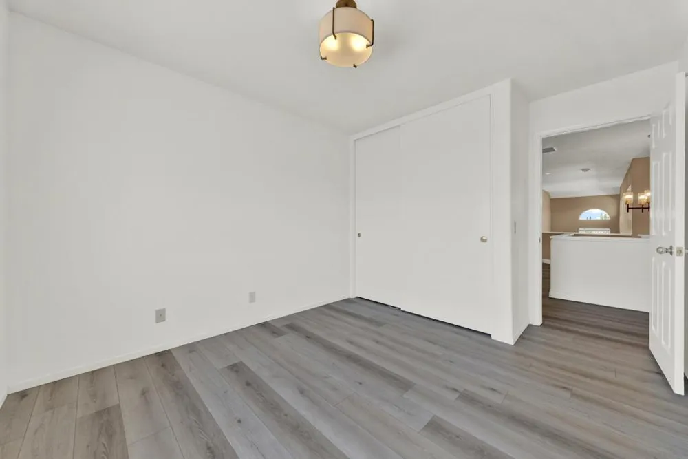 1371 Westminster Pl Escondido, CA 92027