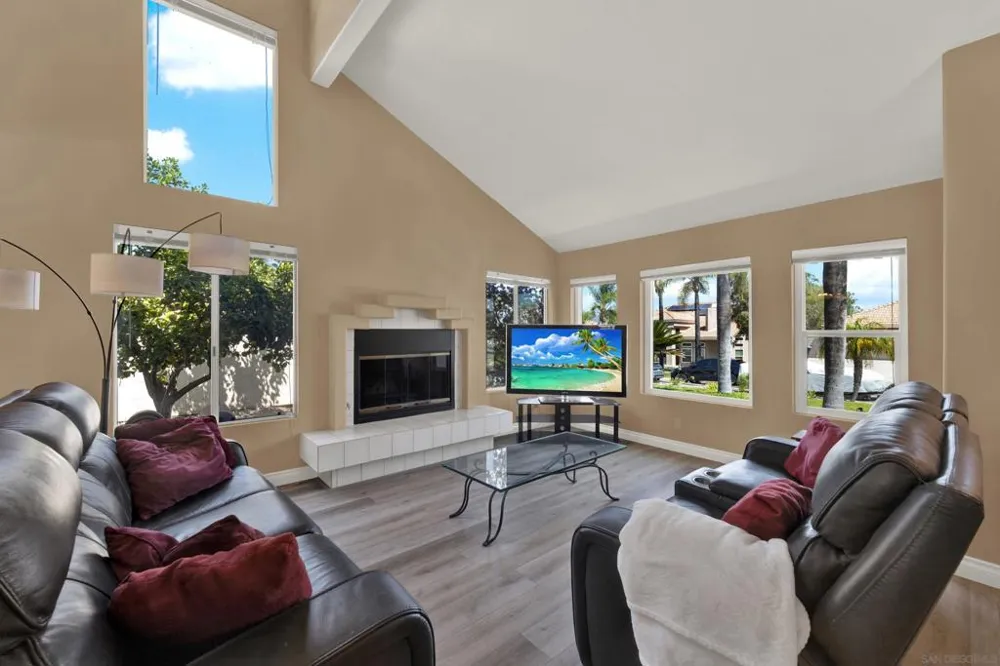 1371 Westminster Pl Escondido, CA 92027