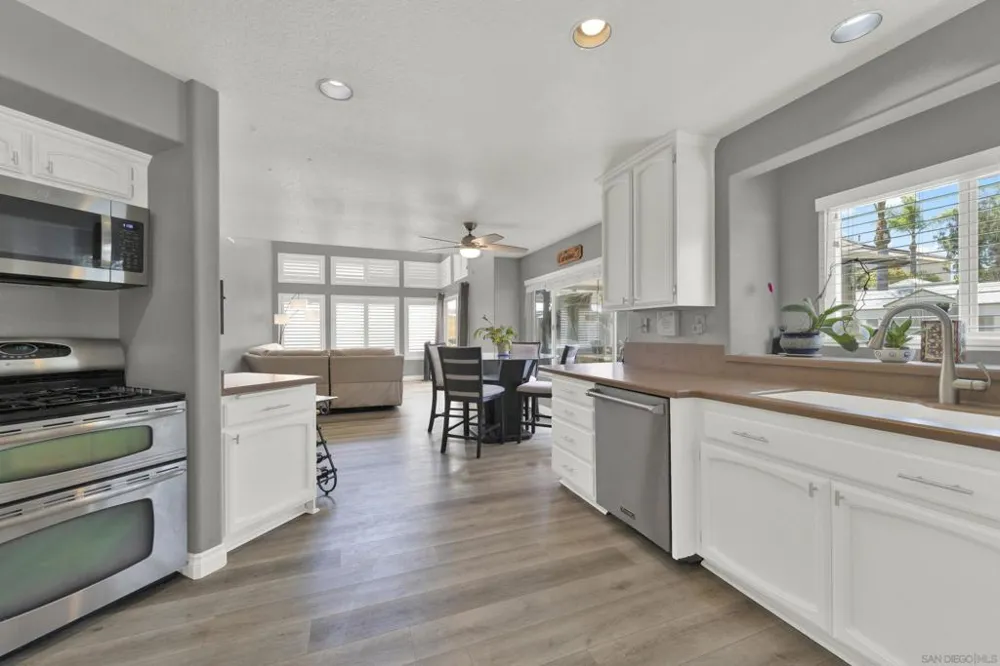 1371 Westminster Pl Escondido, CA 92027