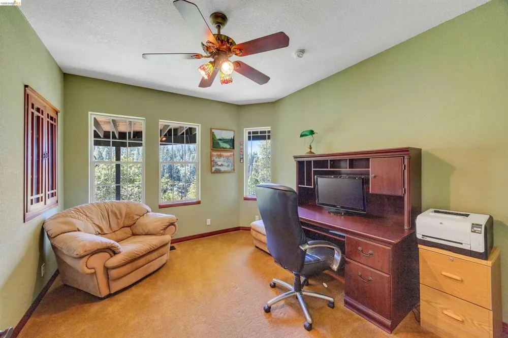 20162 Pine Mountain Dr Groveland, CA 95321