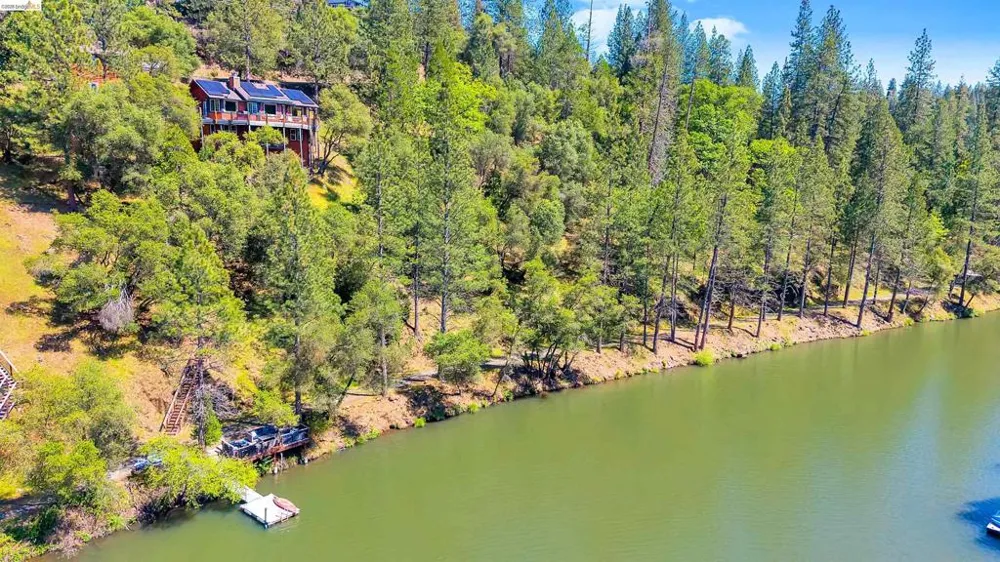 20162 Pine Mountain Dr Groveland, CA 95321