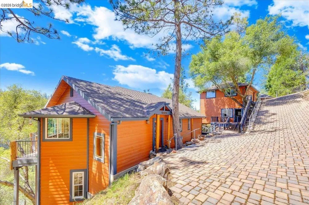 20162 Pine Mountain Dr Groveland, CA 95321