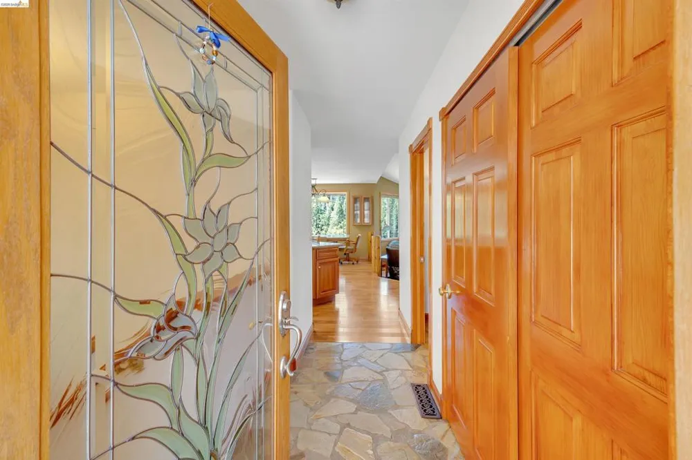 20162 Pine Mountain Dr Groveland, CA 95321