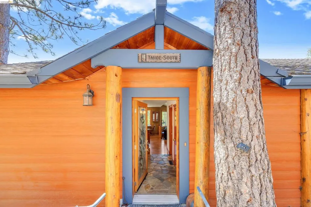 20162 Pine Mountain Dr Groveland, CA 95321