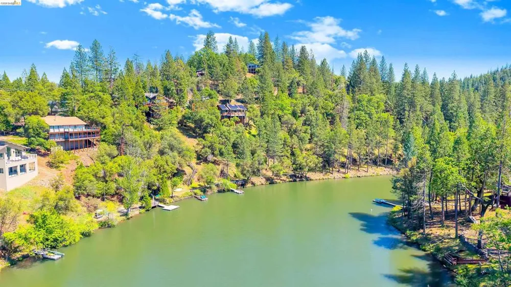 20162 Pine Mountain Dr Groveland, CA 95321