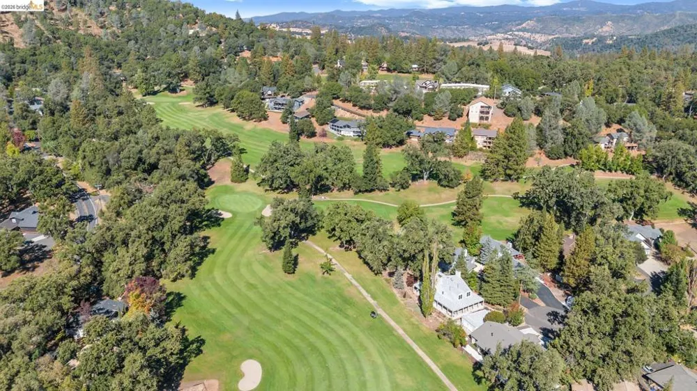 20162 Pine Mountain Dr Groveland, CA 95321