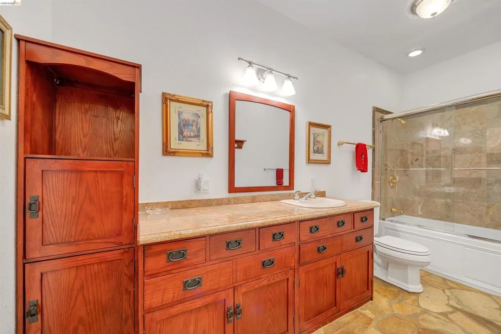20162 Pine Mountain Dr Groveland, CA 95321