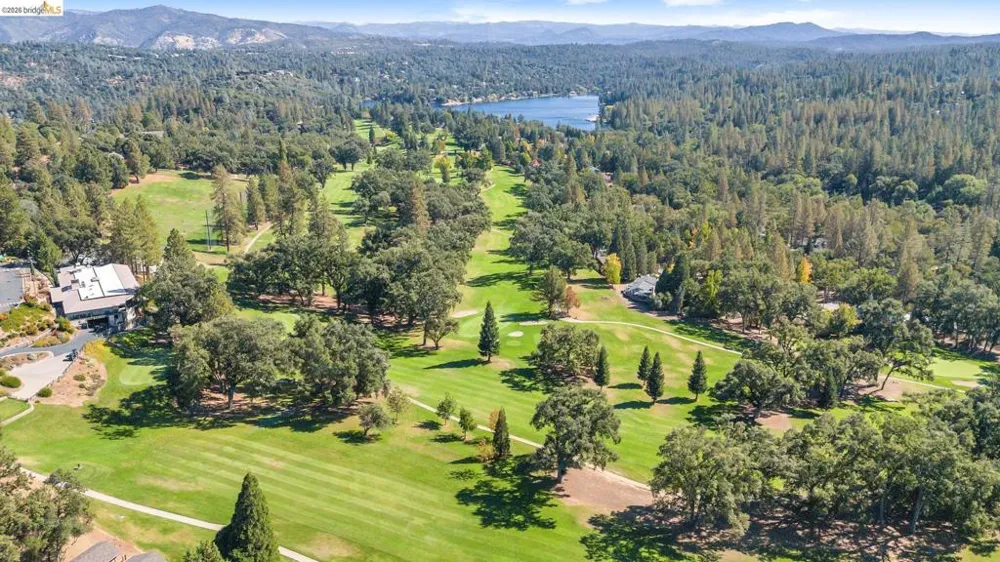 20162 Pine Mountain Dr Groveland, CA 95321