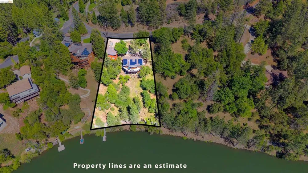 20162 Pine Mountain Dr Groveland, CA 95321