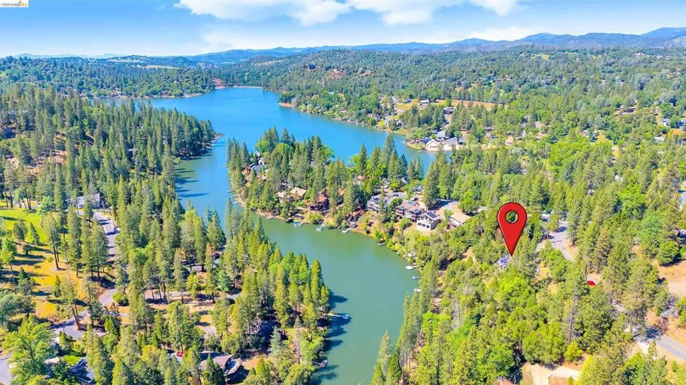 20162 Pine Mountain Dr Groveland, CA 95321