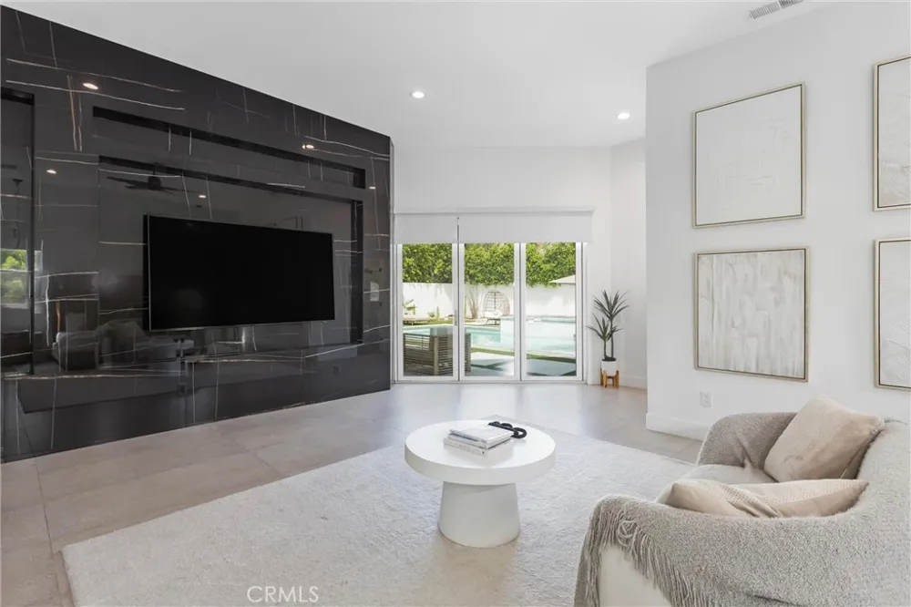456 E Sonora Road Palm Springs, CA 92264