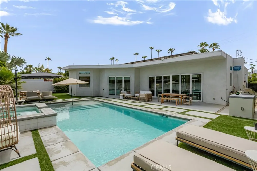 456 E Sonora Road Palm Springs, CA 92264