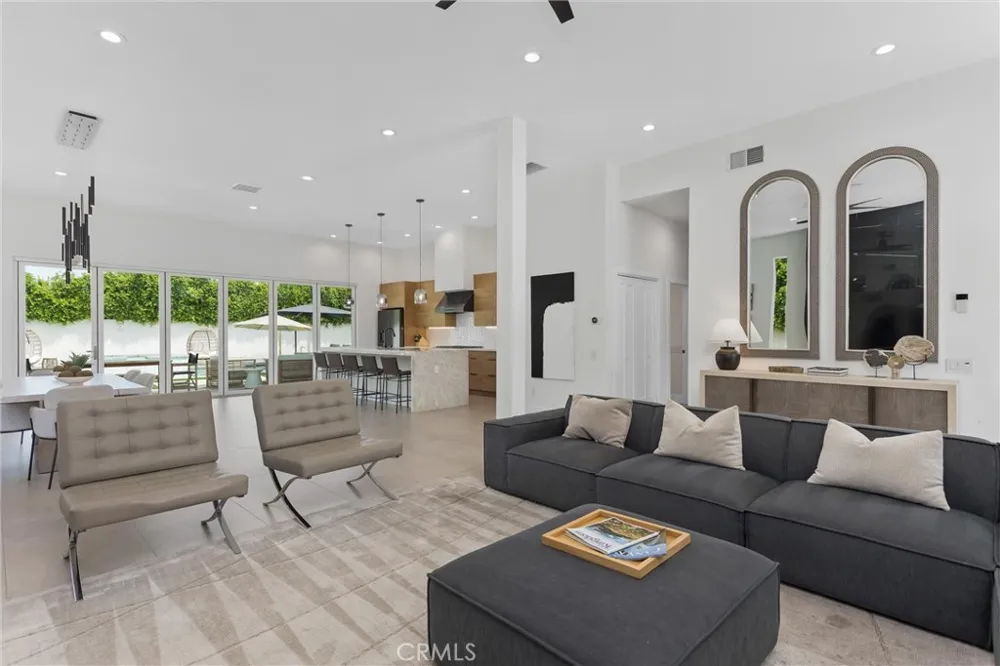 456 E Sonora Road Palm Springs, CA 92264