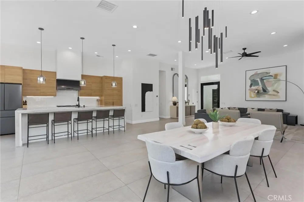 456 E Sonora Road Palm Springs, CA 92264
