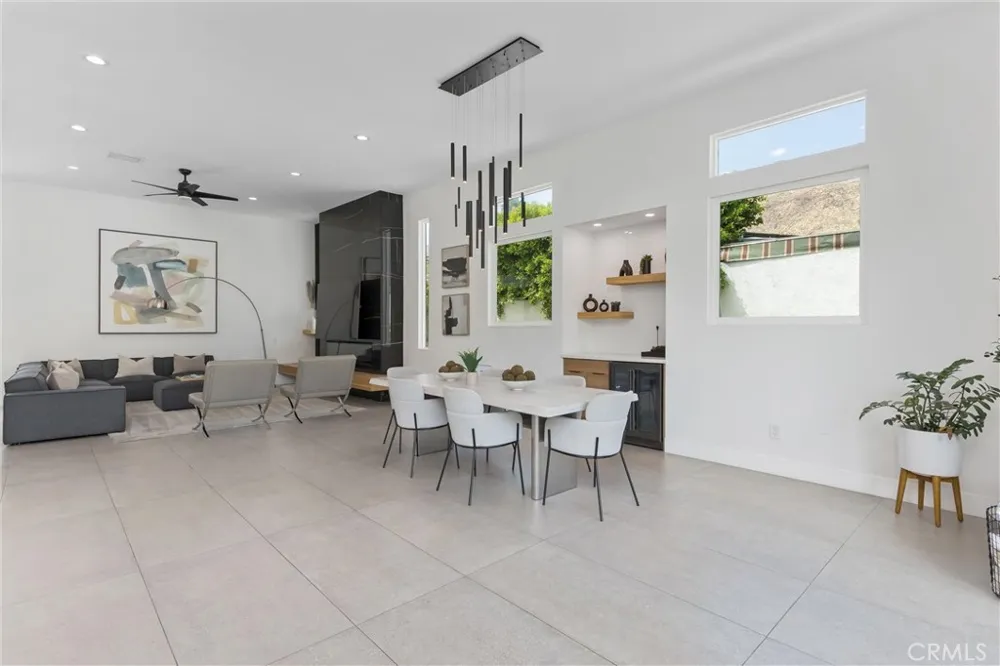 456 E Sonora Road Palm Springs, CA 92264