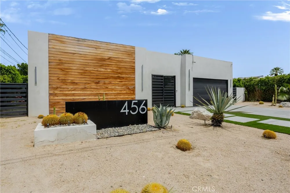 456 E Sonora Road Palm Springs, CA 92264
