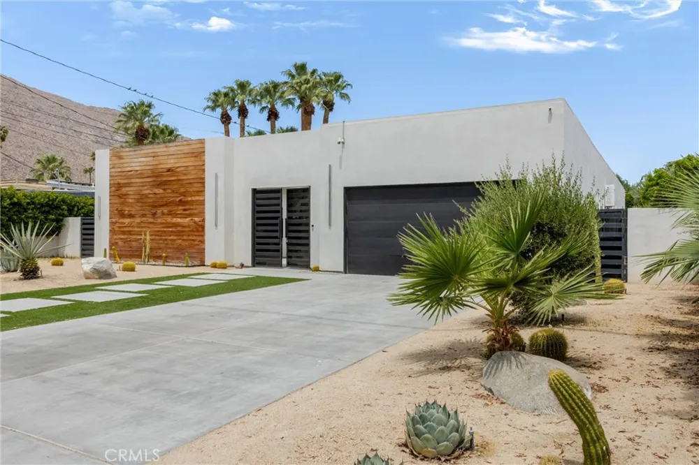 456 E Sonora Road Palm Springs, CA 92264