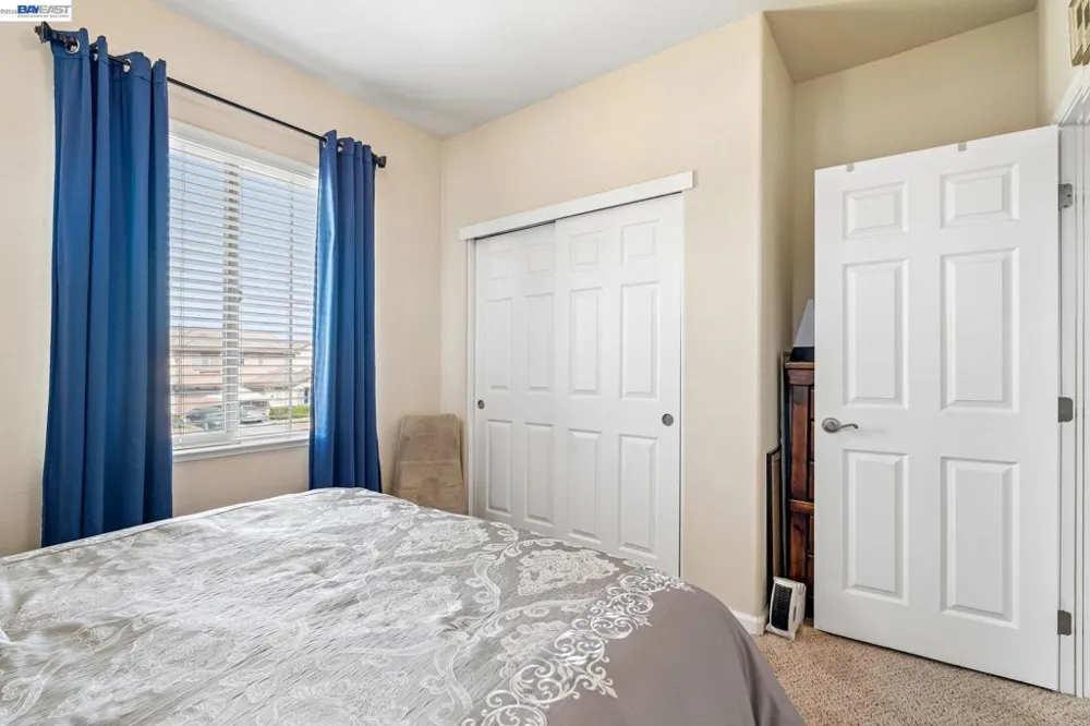 1021 Saunders Ct Galt, CA 95632