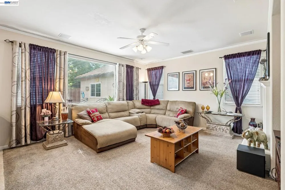 1021 Saunders Ct Galt, CA 95632