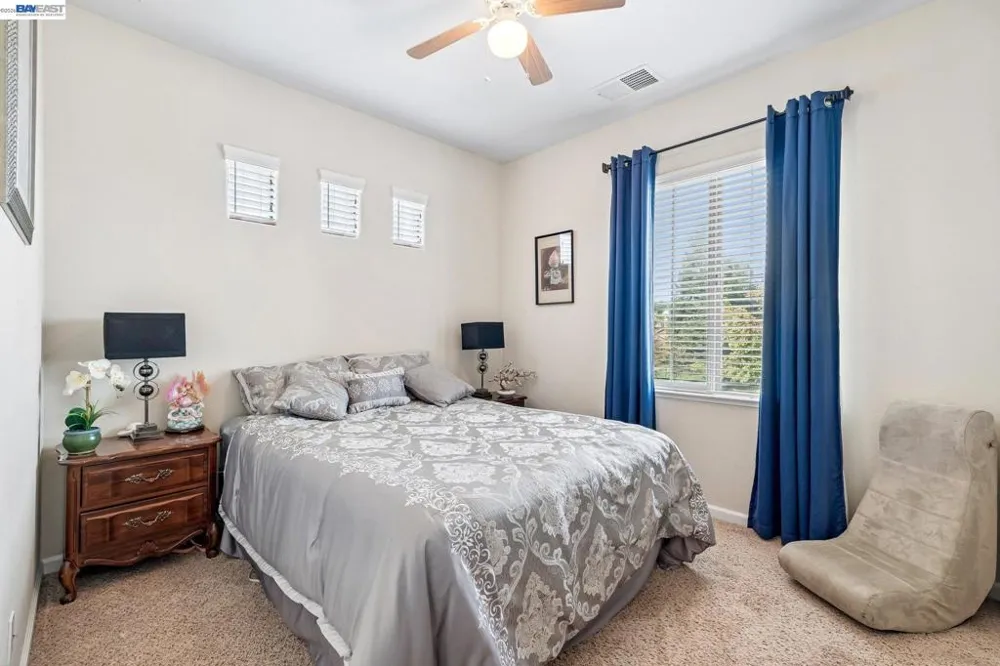 1021 Saunders Ct Galt, CA 95632