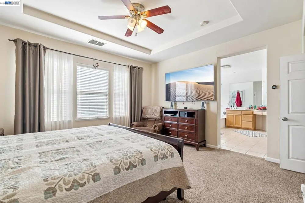 1021 Saunders Ct Galt, CA 95632