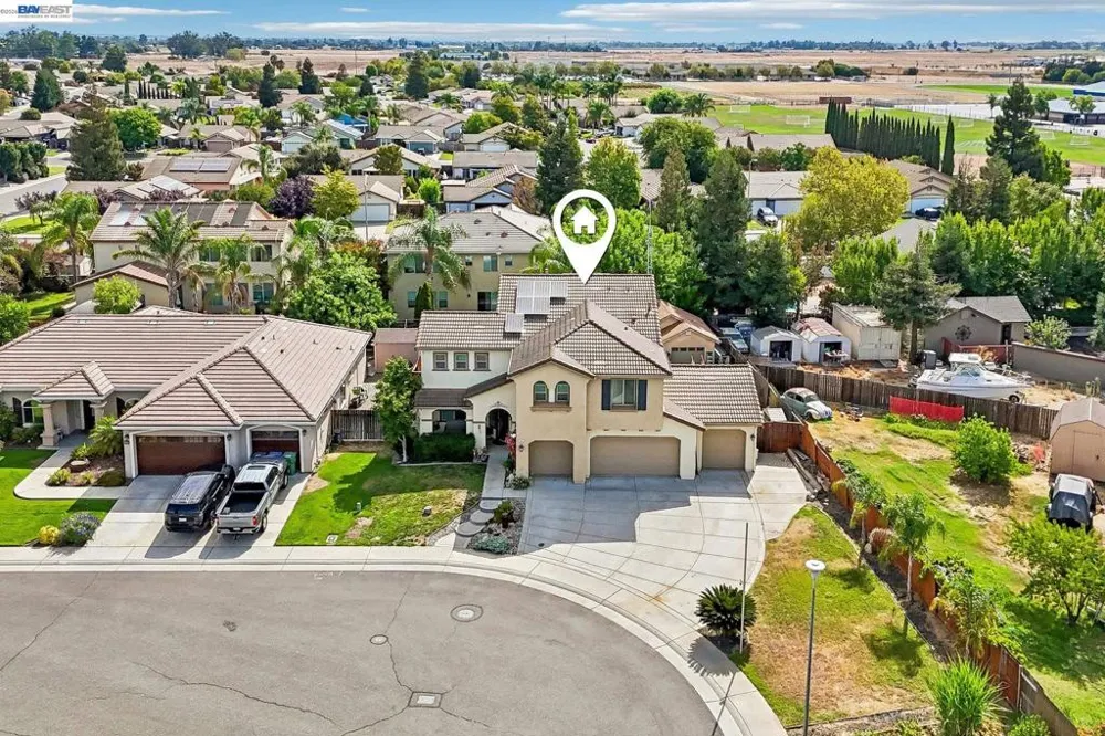 1021 Saunders Ct Galt, CA 95632