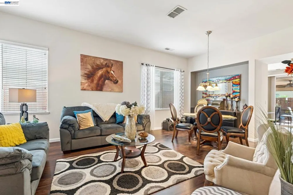 1021 Saunders Ct Galt, CA 95632