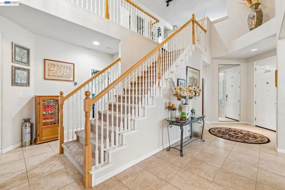 1021 Saunders Ct Galt, CA 95632