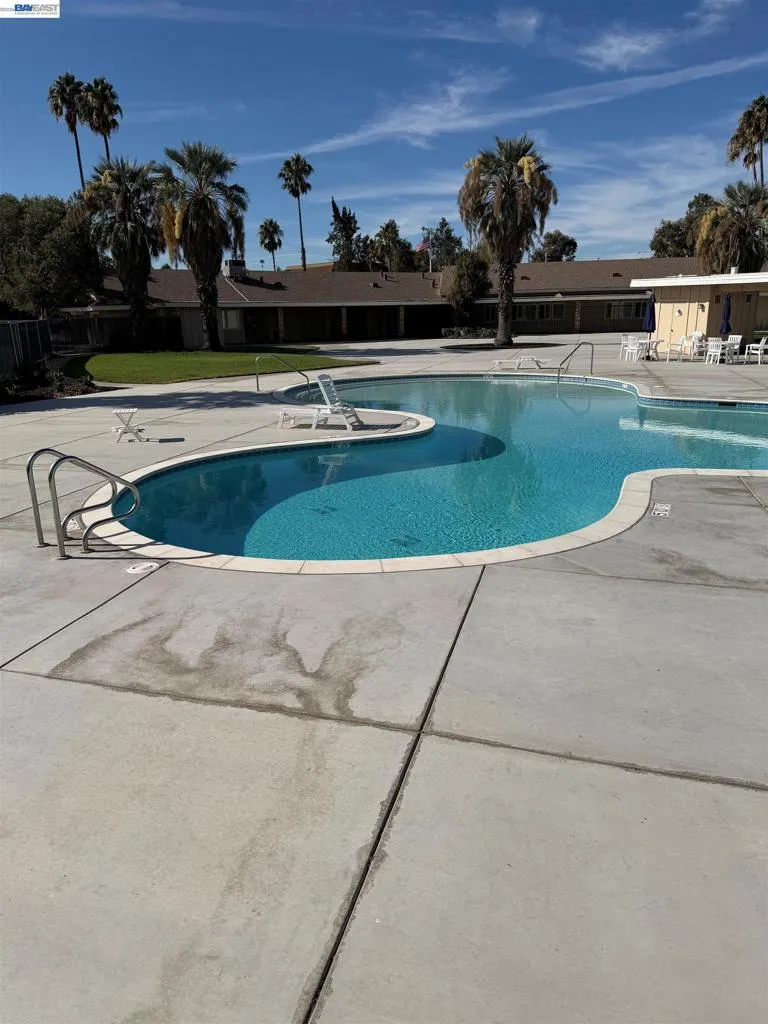 1116 Hollyhock St Livermore, CA 94551