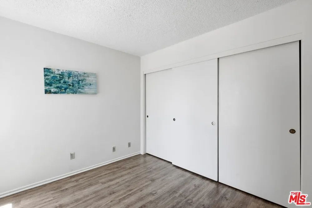 3600 Bagley Avenue #302 Los Angeles, CA 90034
