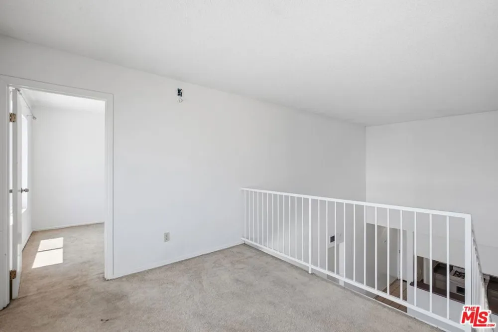 3600 Bagley Avenue #302 Los Angeles, CA 90034