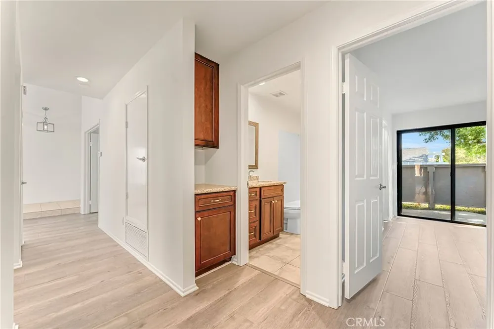 44 Sandpiper Irvine, CA 92604