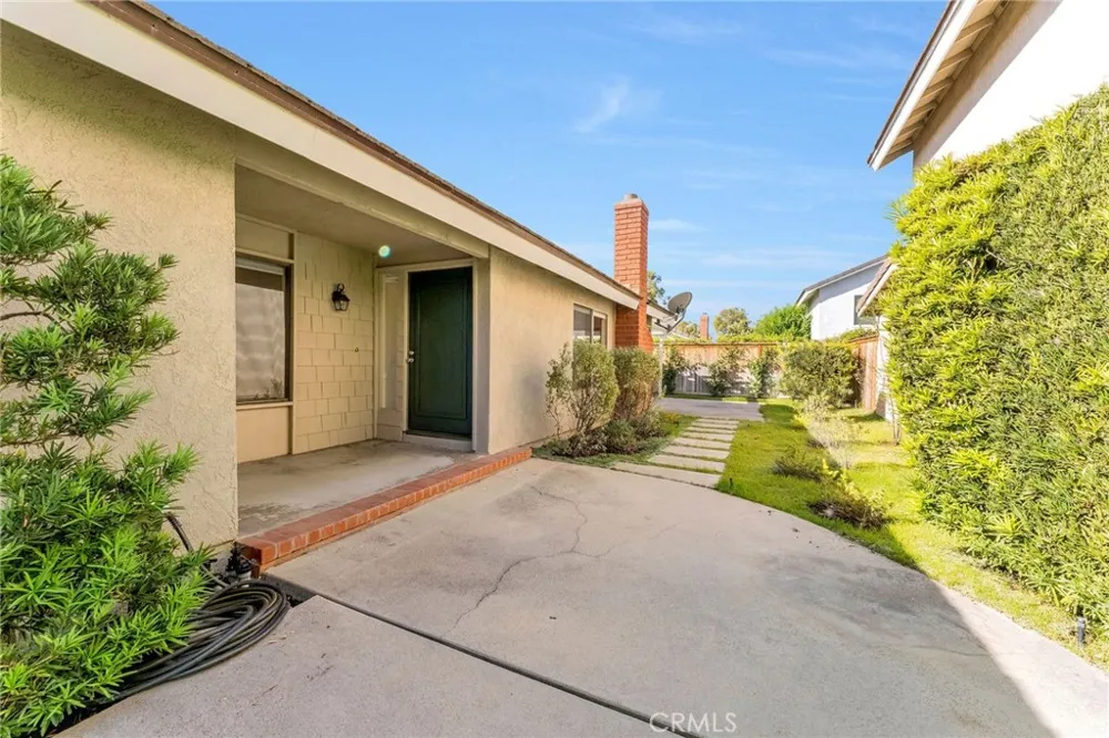 44 Sandpiper Irvine, CA 92604