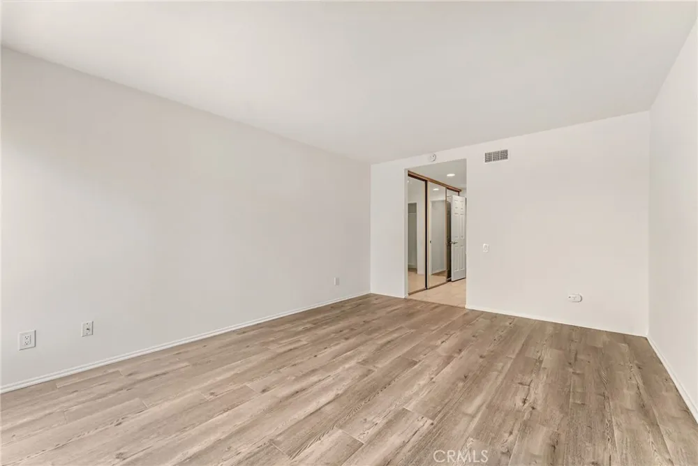 44 Sandpiper Irvine, CA 92604