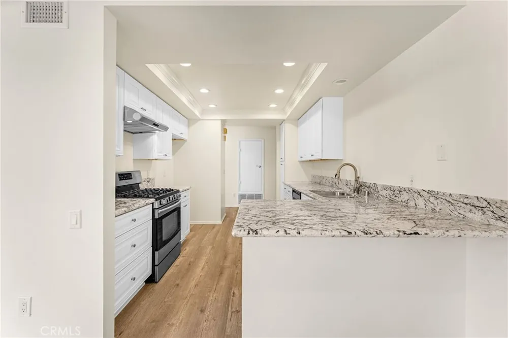 44 Sandpiper Irvine, CA 92604